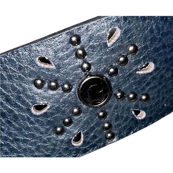 Hollywood Vegan Leather Studded Belt - Bid Now = Discounted Shipping - Picture 9 of 10